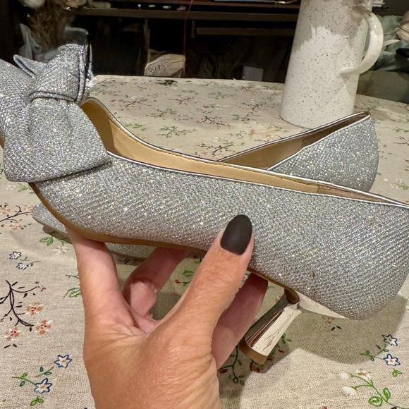 🍁NWT Alex Marie Glittering Silver Heels Size 9.5 - Picture 4 of 8
